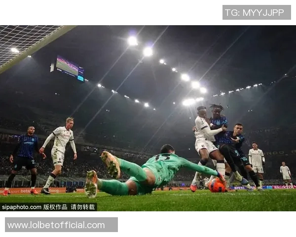 波尔图友谊赛大胜那不勒斯红牌事件引发全场热议与战术分析