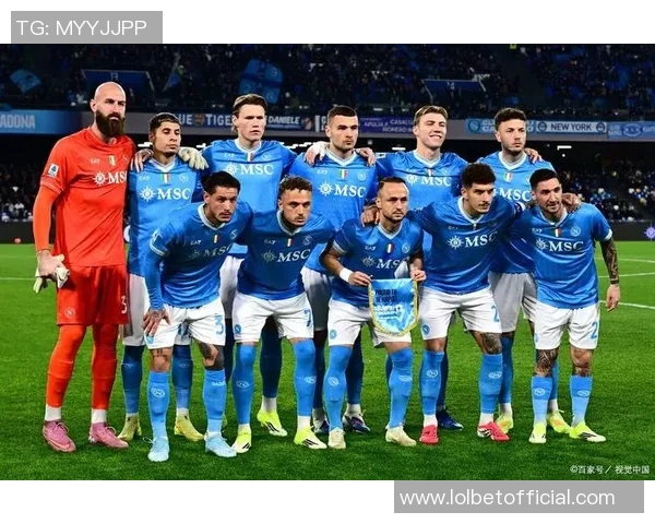 足总杯精彩对决波尔图与那不勒斯战平帽子戏法引发全场狂欢